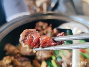 Yizhou First Crispy Dog and Lamb Restaurant (Huqiu Xingshida Plaza Branch)