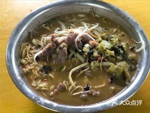 Lingjie Beef Noodles