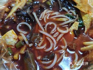 Bao Ya Ya Lan Jie Luosifen (Shishan Park Branch)