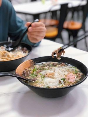 One Bowl Beef Noodles