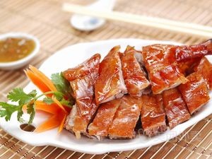 De Ji Longjiang Pig's Foot Rice