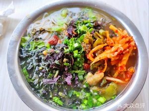 Wusheng Traditional Fresh-Pressed Rice Noodles