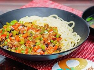 Dong Man Lao You Fen (Green Land Store)