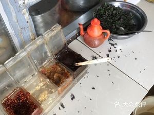 Aunt Lan's Freshly Squeezed Rice Noodle Shop