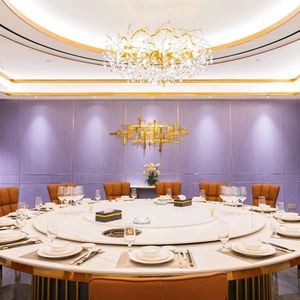 Qinbian Yue Cuisine & World Wine Alliance Experience Center