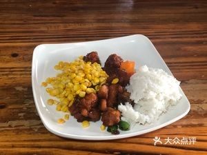 Wag锅 Fish Head (Catering Factory)