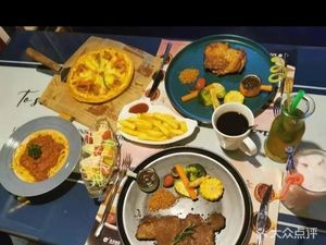 Benwei Coffee & Western Restaurant (Laiyin Luhu Store)