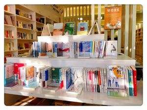 Yan Mo Shu Ba Aesthetic Lifestyle Studio (Han Lin Hua Fu Store)