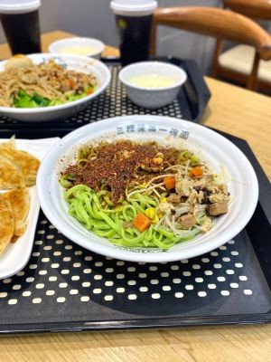 Xiao Li Spinach Noodles (Luban Store)