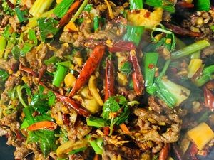 惠水苗家干锅马肉(小河店)