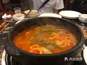 Miao Family Clay Pot Sour Spicy Soup (Xiaohe Store)