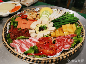 Xiao Ming Guo Live Oil Griddle Pot (Xiaohe Vanke Store)