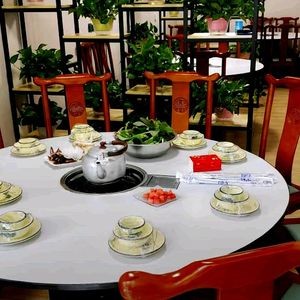 Weicheng Huang Lao Yi Spicy Chicken
