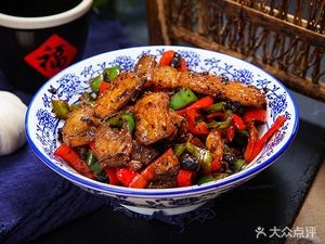 Yibin Sichuan Restaurant (Taisheng International Branch)