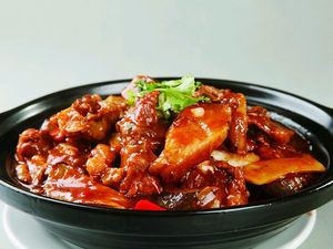Chongqing Chicken Stew · Hot Pot, Dry Pot