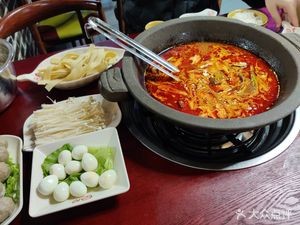 Fangyuan Hotpot City (Zhaobi Tingxuan Branch)