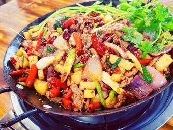 Bean Garden · Guiyang Specialty Bean and Rice Hot Pot Wild Vegetable Restaurant