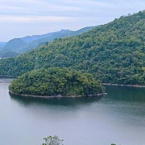 Lan Ting Xin Yuan (Aha Lake National Wetland Park Branch)