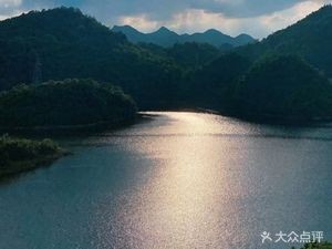 Mountain and Water Barbecue Paradise (Aha Lake Branch)