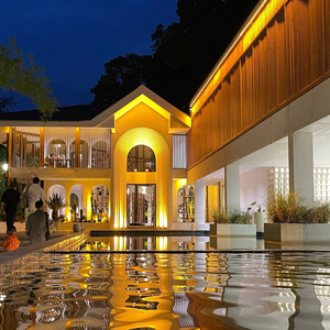 Ouyear Space (Huaxi Ten Mile Riverbank Store)