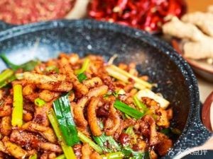 Yijue Ganxiang Banjing Wang (Zhongtie Yidu Branch)