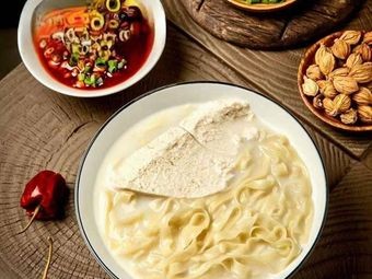 Yan Xiaodou Zunyi Douhua Noodles (Guanshan Lake Store)