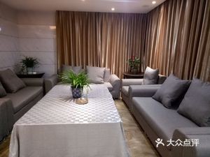 Ronghe Yuan Restaurant (Yingpan Road Store)