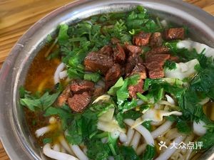 Huaxi Niuw魔王 Original Soup Beef Noodles (Zunyi Alley Store)
