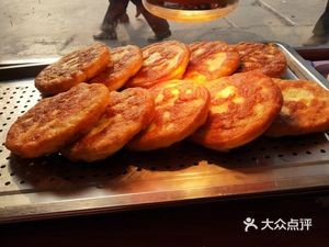 Mang Ge Lao Su Fen Tu Jia Rou Bing (Guie Tie Xin Yuan Community Store)