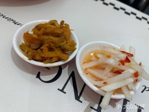 Liu Ji Longjiang Pig Foot Rice (Huabin Garden Branch)
