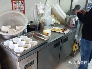 Convenience Fast Food Stir-Fry (Taibang Alley Community 81 Lane Store)