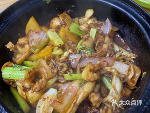 Chaoshan Beef Hot Pot, Chongqing Chicken Stew, Cunfu Roast Fish