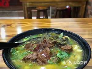 Da Jia Qin Noodle House Red Braised Beef Noodles and Herbal Soup Noodles (Fengxian Road Store)