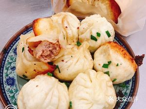 Old Wang Pan-Fried Dumplings (Beigang Branch)