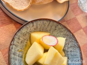 Village Chicken and Vegetable Restaurant (Yinggang East Road Branch)