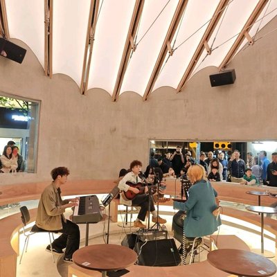 Yang Ying Canteen · Music Western Restaurant (Panlong Tian Di Store)