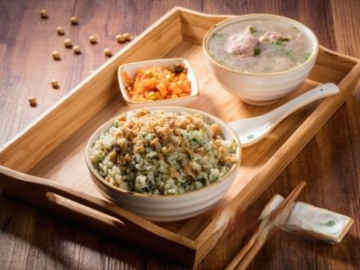 Liu Ji Cai Fan Bone Soup (Outer Bund Store)