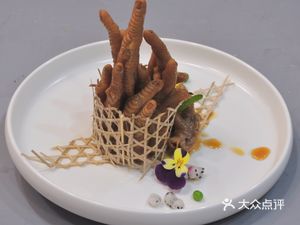 Zhao Wenxuan Fish Fresh Restaurant