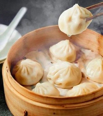 Grandma's Steamed Buns