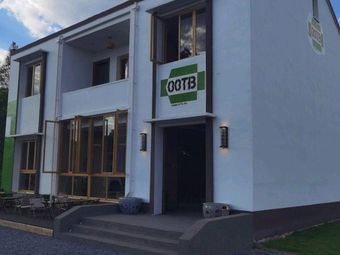 OOTB Small Courtyard