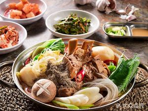 Wang Qing Jin Dong (Fengxian Haiwan Store)