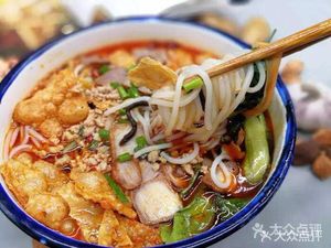 Xiao Luoli Luosifen (Baoshan Branch)