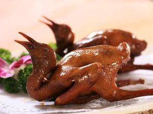 Hai Xian Lu Gui Huang Ye Xiao (Hu Ma Lu Dian)