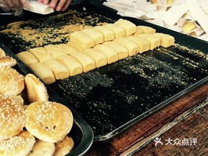 Old-Style Flatbread and Fried Dough Sticks (Baode Road Store)