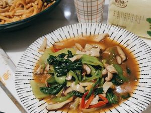 Mian Wu Si Lu (YueShun 959 Creative Life Plaza Store)