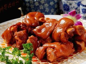 Longjiang Pig Trotter Rice (Xinfeng Highway Store)