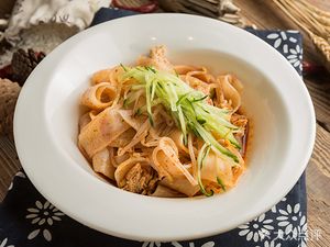 Lane-Style Snacks and Dim Sum (Madang Road Store)