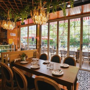 Flambe Bistro · Vienna-style Ribs (Hubei Road Branch)