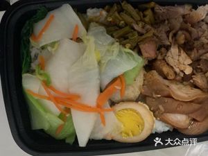 Longjiang Pig's Trotter Rice (Nan Huan Road Branch)