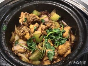 Pin Cheng Chongqing Chicken and Frog Hot Pot